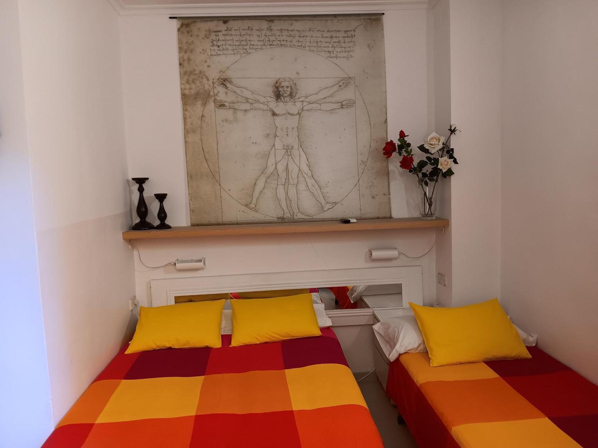 Hostal Casa Chueca Madrid Exterior photo