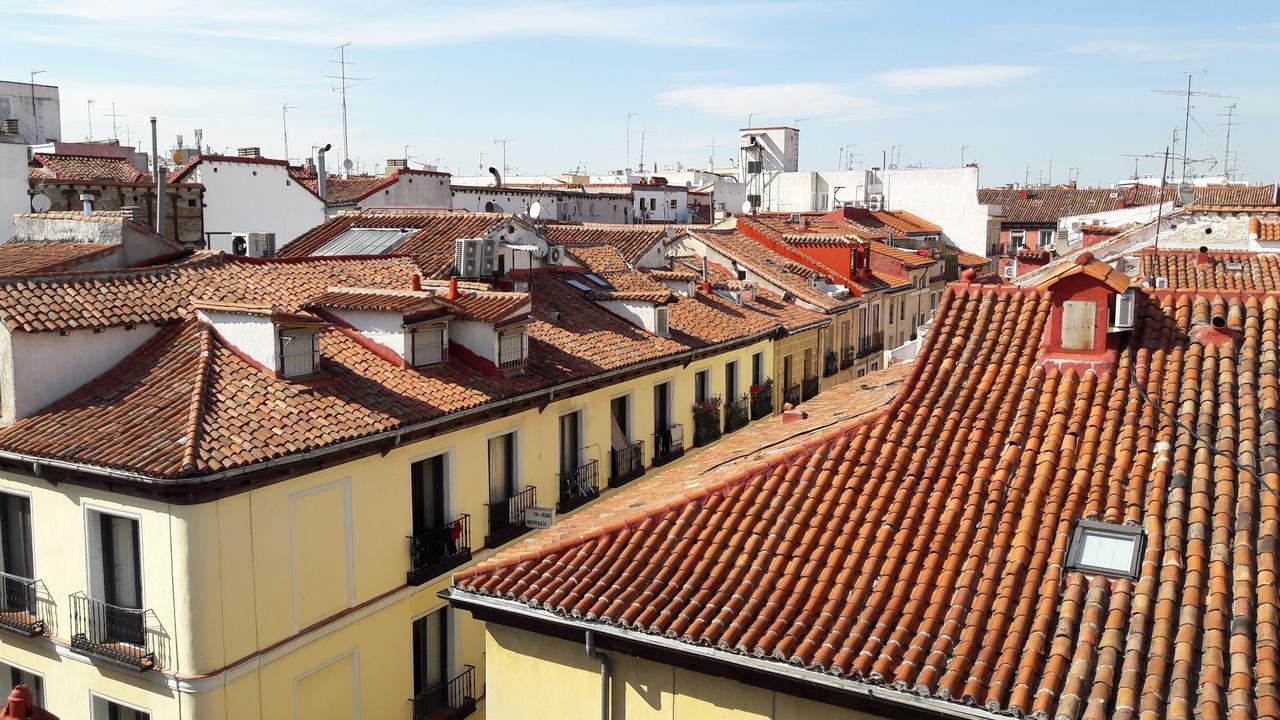 Hostal Casa Chueca Madrid Exterior photo